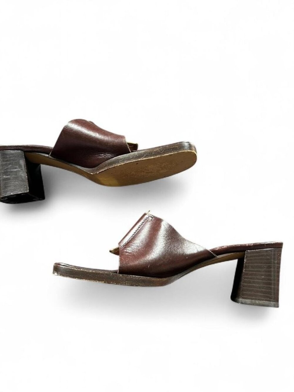 Gucci brown leather mules with gold hardware #luxury #heels   Size 6.5 One Heel